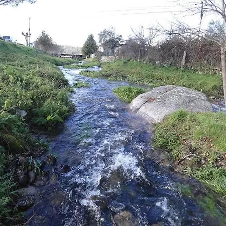 Casa Do Loureiro 1 - - Serra Da Estrela بيت للعطل سيا