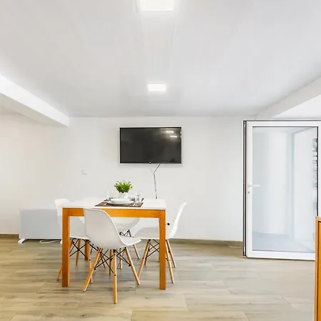 Casa Do Loureiro 1 - - Serra Da Estrela سيا