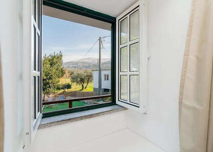 Casa Do Loureiro 1 - - Serra Da Estrela *